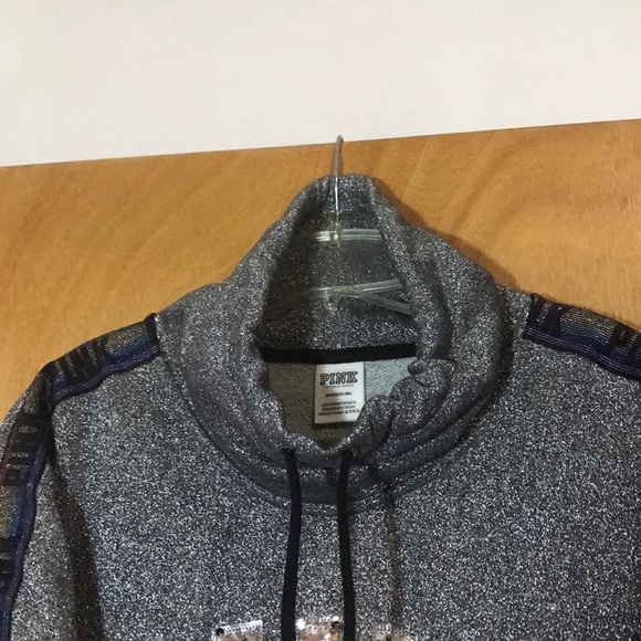 🌈 PINK VS Sweater 🌈 - Picture 6 of 7